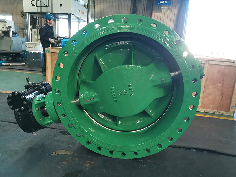 DN900 PN16 DI double eccentric butterfly valve with worm gear